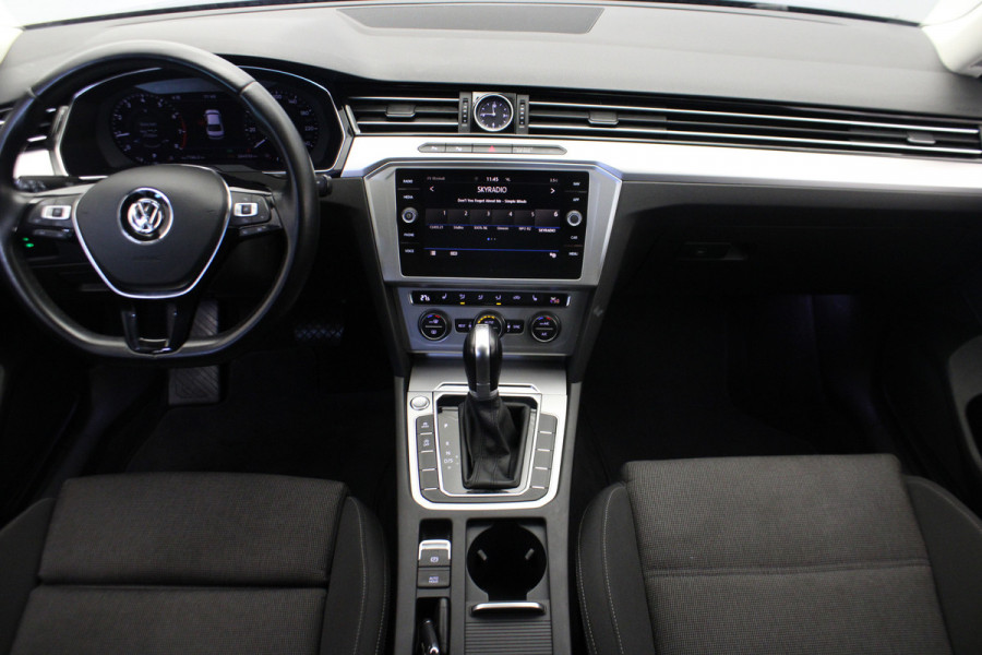 Volkswagen Passat 1.4 TSI ACT Highline Business R-line