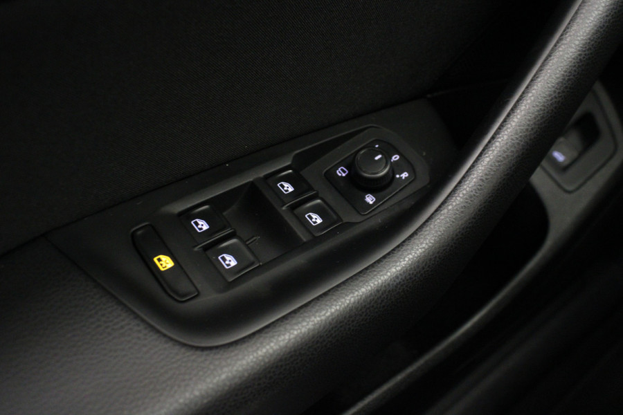 Volkswagen Passat 1.4 TSI ACT Highline Business R-line