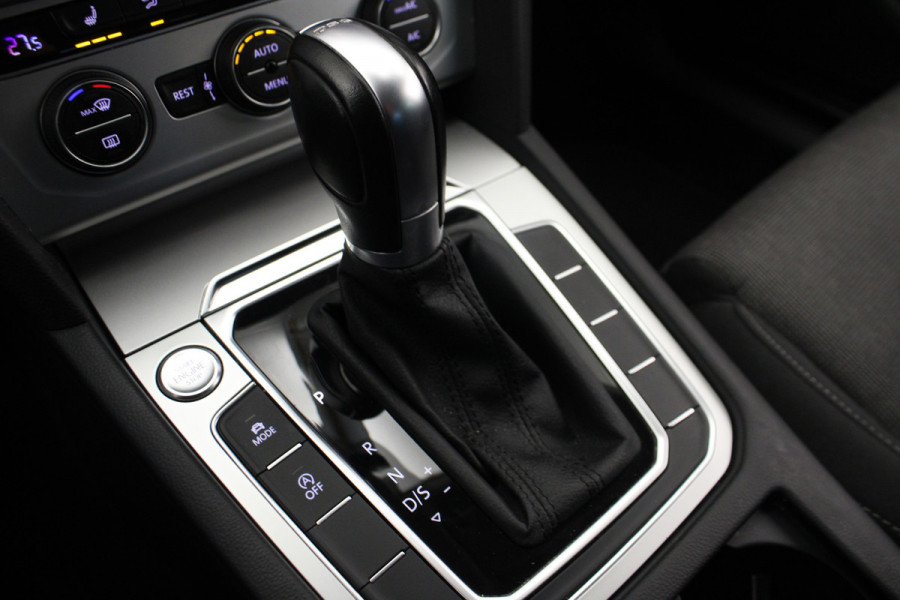 Volkswagen Passat 1.4 TSI ACT Highline Business R-line