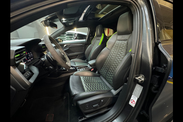 Audi RS3 Limousine 2.5 TFSI quattro Pano|Ceramic|HuD|Memory