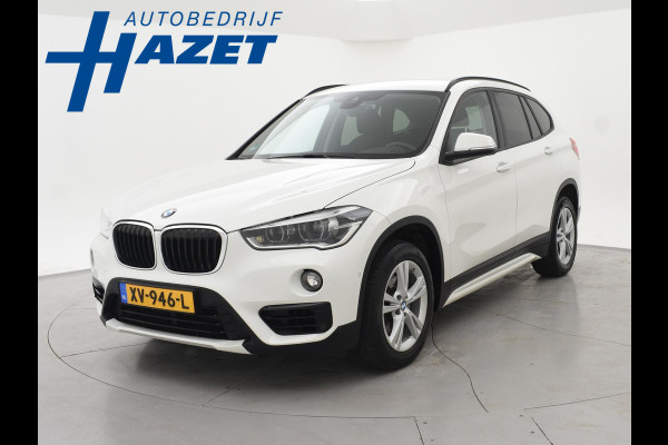 BMW X1 sDrive18i AUT. SPORTLINE + TREKHAAK | LED | SPORTSTOELEN | STOELVERWARMING | NAVIGATIE