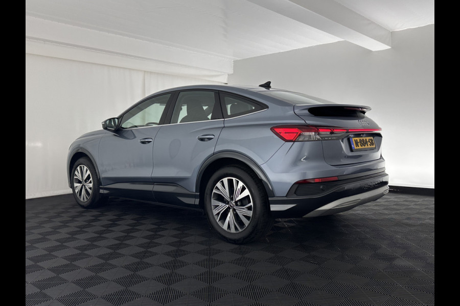 Audi Q4 e-tron 35 Advanced Sportback Edition 55 kWh (INCL-BTW) *AUT | NAVI-FULLMAP | KEYLESS | CAMERA | DIGI-COCKPIT | DAB | AMBIENT-LIGHT | HEATED-SPORTSEATS | 19''ALU*