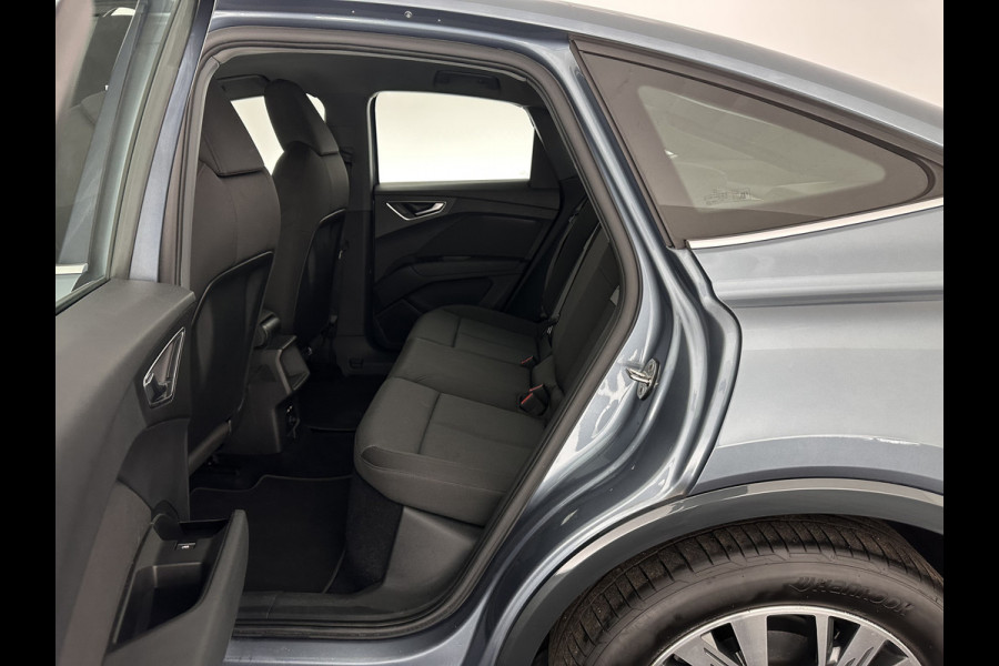 Audi Q4 e-tron 35 Advanced Sportback Edition 55 kWh (INCL-BTW) *AUT | NAVI-FULLMAP | KEYLESS | CAMERA | DIGI-COCKPIT | DAB | AMBIENT-LIGHT | HEATED-SPORTSEATS | 19''ALU*