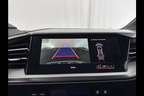 Audi Q4 e-tron 35 Advanced Sportback Edition 55 kWh (INCL-BTW) *AUT | NAVI-FULLMAP | KEYLESS | CAMERA | DIGI-COCKPIT | DAB | AMBIENT-LIGHT | HEATED-SPORTSEATS | 19''ALU*