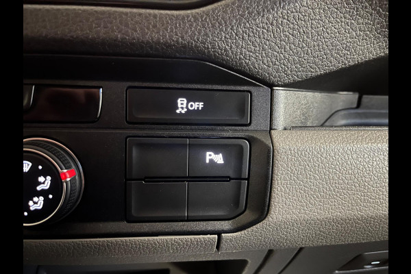 Volkswagen Crafter Automaat DSG 35 2.0 TDI 177pk euro6 L3H3 Highline, 2xMassage stoel, Airco, Navigatie, Trekhaak, RIJKLAARPRIJS!