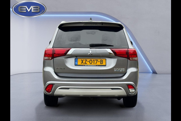 Mitsubishi Outlander 2.4 PHEV Pure+, vele opties, achteruitrijcamera, leder, 18 inch, trekhaak, NL auto met nap