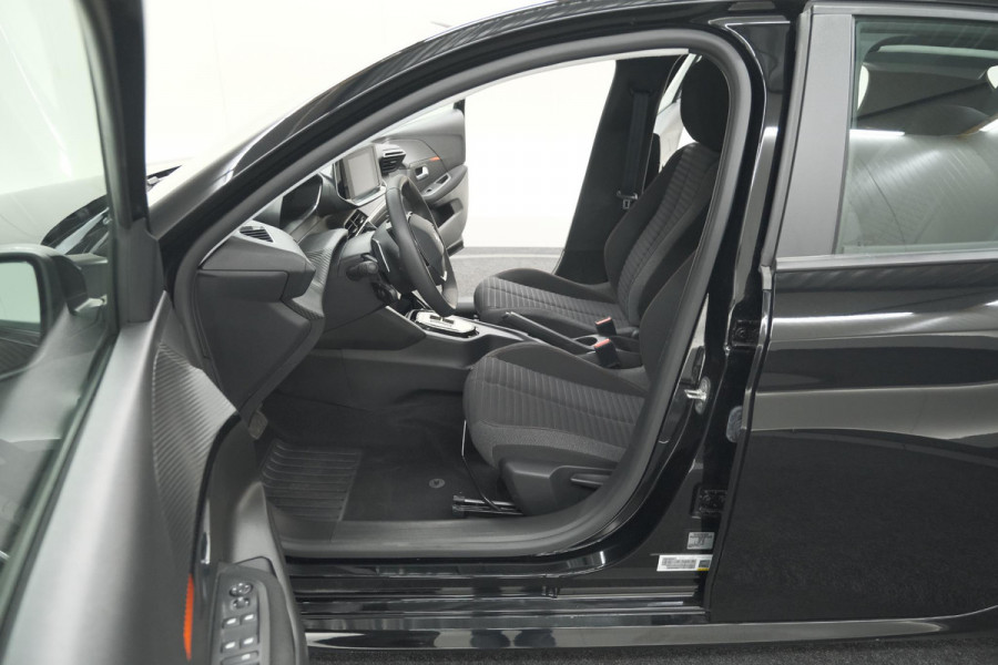 Peugeot 208 PureTech 100 EAT8 Active Pack | Parkeersensoren | Apple Carplay | Airco