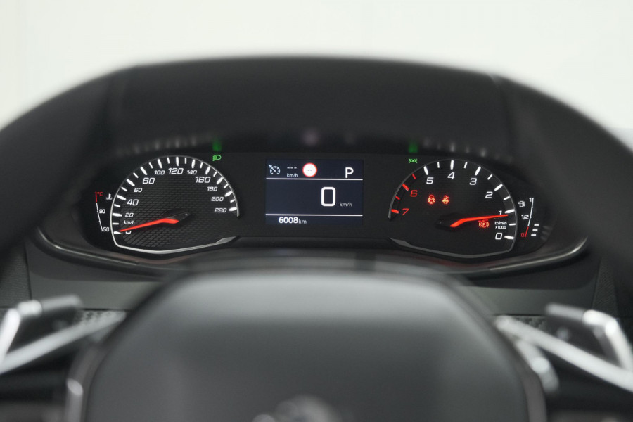 Peugeot 208 PureTech 100 EAT8 Active Pack | Parkeersensoren | Apple Carplay | Airco