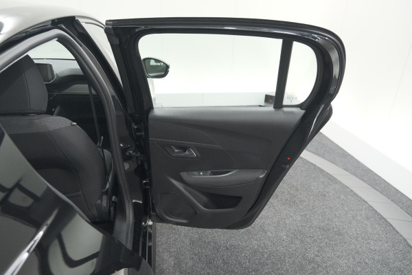 Peugeot 208 PureTech 100 EAT8 Active Pack | Parkeersensoren | Apple Carplay | Airco