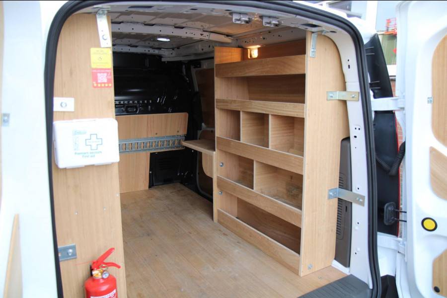 Ford Transit Connect 1.0 Ecoboost L2 Limited / 3 zits / Camera / Cruise / Stoelverwarming