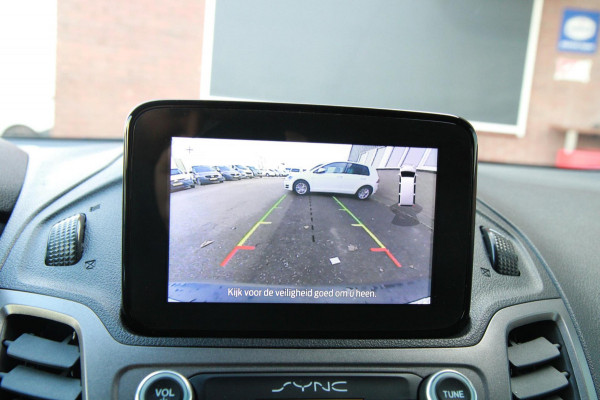 Ford Transit Connect 1.0 Ecoboost L2 Limited / 3 zits / Camera / Cruise / Stoelverwarming