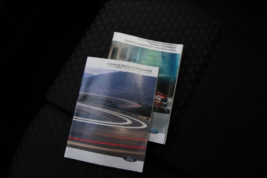 Ford Transit Connect 1.0 Ecoboost L2 Limited / 3 zits / Camera / Cruise / Stoelverwarming