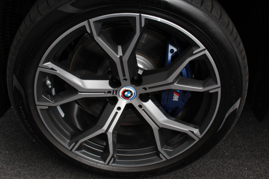 BMW X5 xDrive45e High Executive | M-Sport | Panorama Dak | Head-Up Display | Harman Kardon | 21 Inch Lichtmetalen Velgen | 360* Camera | Navigatie  | Climate Control | Stoelverwarming