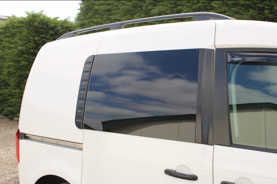 Volkswagen Caddy 2.0TDI L1H1 BMT Comfortline Airco Automaat Trekhaak 185PK !!NIEUWBINNEN!!