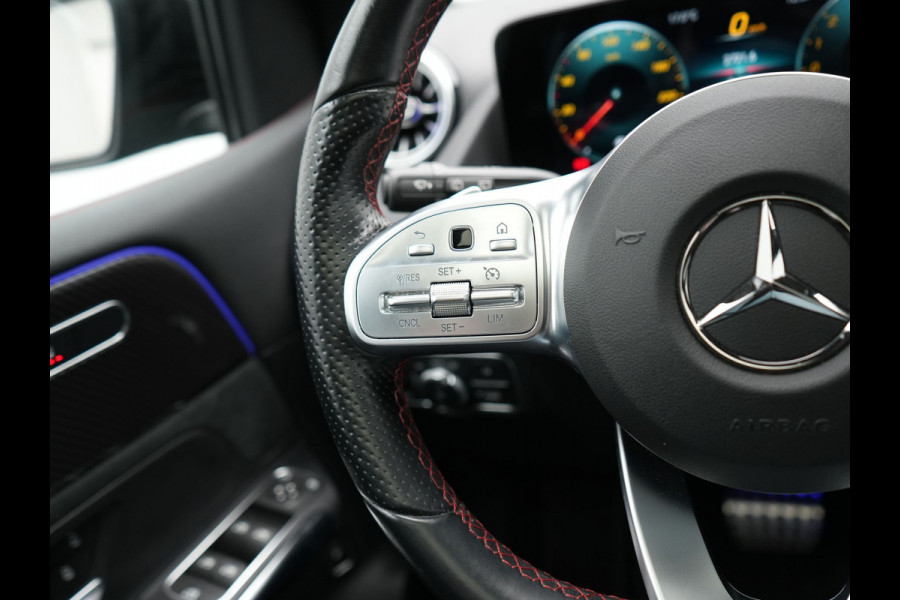 Mercedes-Benz B-Klasse 250 e AMG Limited 218pk PHEV | Panodak | Camera | Night Pakket | Alcantara Sportstoelen Verwarmd | Apple Carplay | Widescreen Cockpit | Navigatie | Lane Assist | Virtual | DAB |
