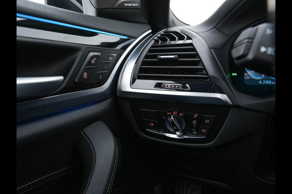 BMW iX3 High Executive 80 kWh [3-Fase-11kW]{SOH-100%} (INCL-BTW) Aut. *PANO | LEATHER | HARMAN/KARDON | FULL-LED | BLINDSPOT | MEMORY-PACK | DIGI-COCKPIT | HEATED-SPORTSEATS | KEYLESS | TOPVIEW | DAB+ | NAVI-FULLMAP | TOWBAR | HEAD-UP | 20'"*