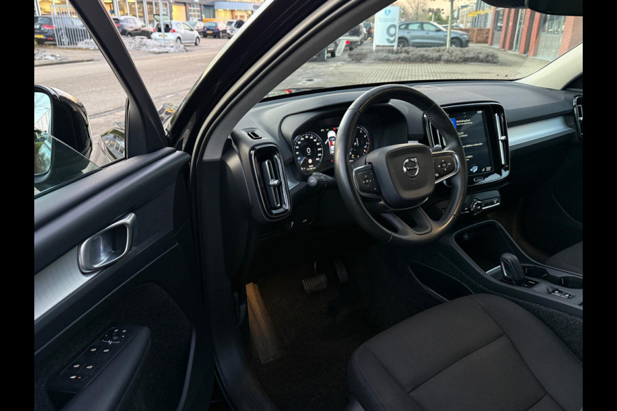 Volvo XC40 2.0 T4 190PK INSCRIPTION AUTOMAAT 20-INCH NAVI LUXE NAP CARPLAY