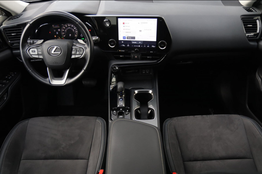 Lexus NX 350h / KEYLESS / ACC / CAMERA / CARPLAY / ALCANTARA
