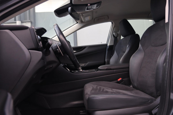 Lexus NX 350h / KEYLESS / ACC / CAMERA / CARPLAY / ALCANTARA