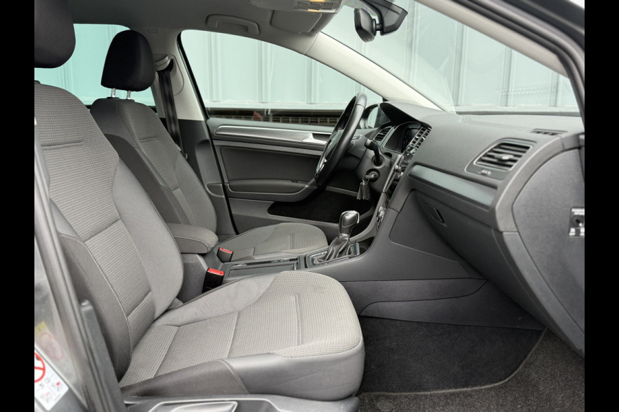 Volkswagen Golf Variant 1.5 TSI Highline | Virtual | Trekhaak | Full Led | Camera