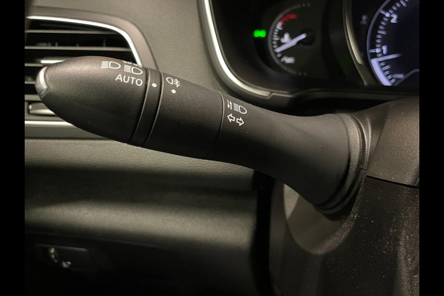 Renault Mégane 1.3 TCe GT-Line|140PK|BLACK EDITION|LEDER/ALCANTARA|NAVIGATIE|APPLE CARPLAY|CAMERA|BLUETOOTH|CRUISE+CLIMATE CONTROL