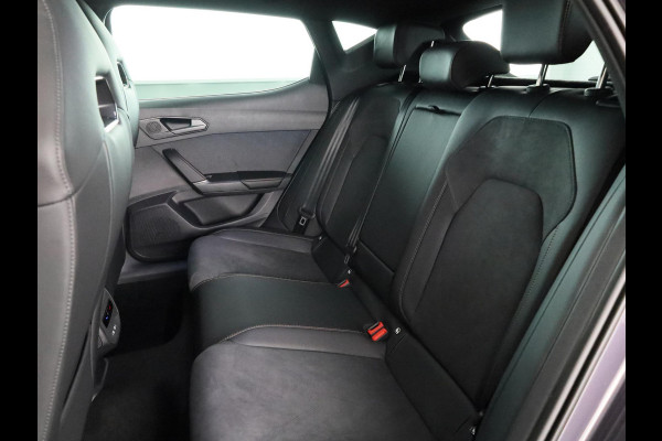 CUPRA Leon 1.5 TSI e-Hybrid VZ Performance | Panoramadak | Sennheiser | Obsidian Pakket | 19 Inch |