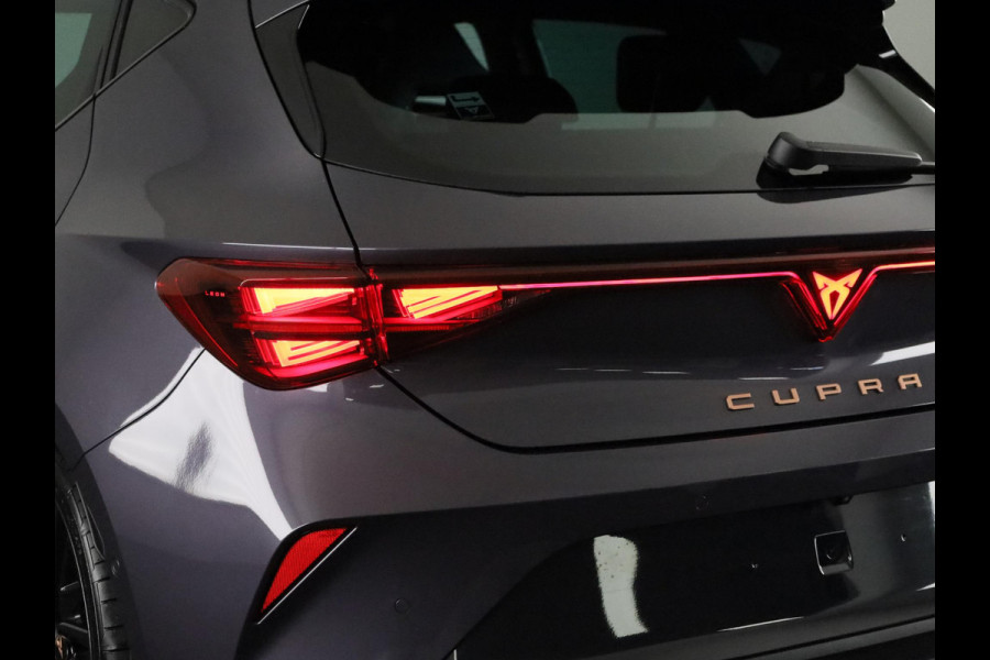 CUPRA Leon 1.5 TSI e-Hybrid VZ Performance | Panoramadak | Sennheiser | Obsidian Pakket | 19 Inch |