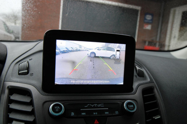 Ford Transit Connect 1.5 EcoBlue 120PK L2 Trend / Camera / 3 zits / Sync 3 app connect