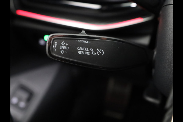 Škoda Superb Combi Sportline Business PHEV 1.5 TSI 204 pk 6 versn. DSG | Panoramadak | Trekhaak wegklapbaar