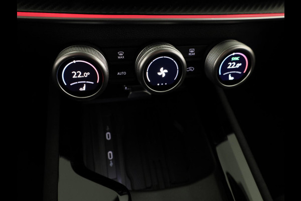 Škoda Superb Combi Sportline Business PHEV 1.5 TSI 204 pk 6 versn. DSG | Panoramadak | Trekhaak wegklapbaar