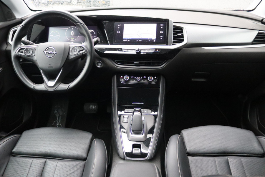 Opel Grandland X 1.6T. Plug in Hybrid/PHEV 4x4 300PK Elegance Leder-pack/Elegance-pack