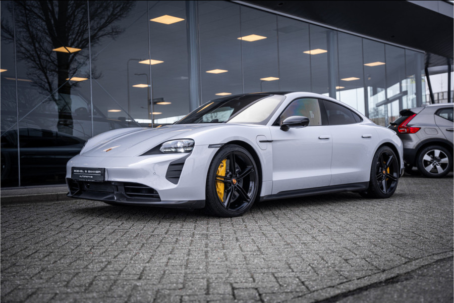 Porsche Taycan GTS 93 kWh ** PCCB ** PDLS+ ** HUD ** Panodak ** Sport Design Carbon ** 4WS NP 190K ** Rijbereik tot 504km (WLTP)