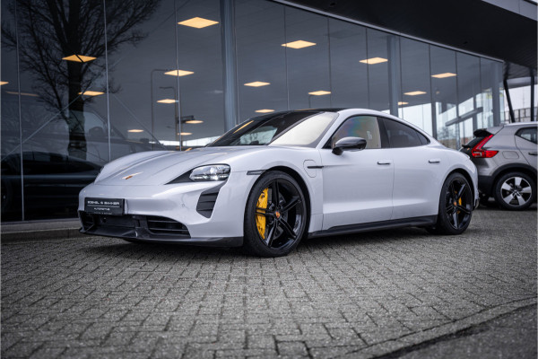 Porsche Taycan GTS 93 kWh ** PCCB ** PDLS+ ** HUD ** Panodak ** Sport Design Carbon ** 4WS NP 190K ** Rijbereik tot 504km (WLTP)