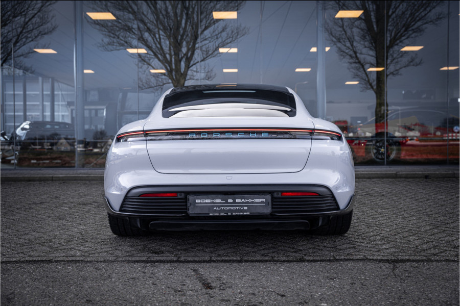 Porsche Taycan GTS 93 kWh ** PCCB ** PDLS+ ** HUD ** Panodak ** Sport Design Carbon ** 4WS NP 190K ** Rijbereik tot 504km (WLTP)