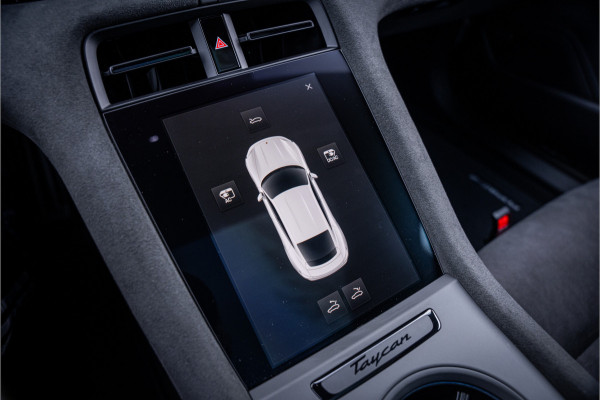 Porsche Taycan GTS 93 kWh ** PCCB ** PDLS+ ** HUD ** Panodak ** Sport Design Carbon ** 4WS NP 190K ** Rijbereik tot 504km (WLTP)