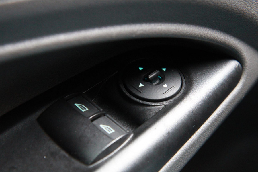 Ford Transit Connect 1.5 EcoBlue L2 Trend 120PK Camera / incl zomer & winterbanden / Sync 3