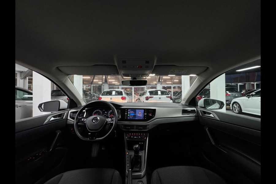 Volkswagen Polo 1.0 TSI |95PK|Navi| PDC | Carplay | Camera |
