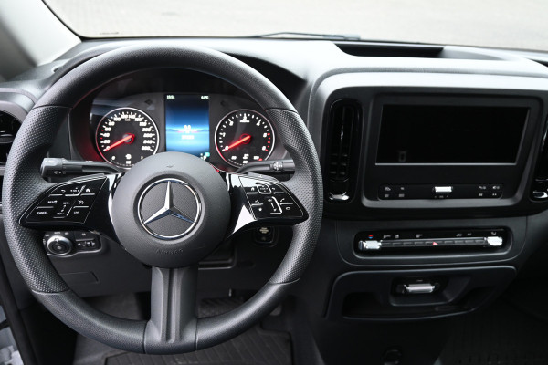 Mercedes-Benz Vito 116 CDI L2 Pro Navigatie en Smartphone integratiepakket, Bumpers in kleur, Etc.
