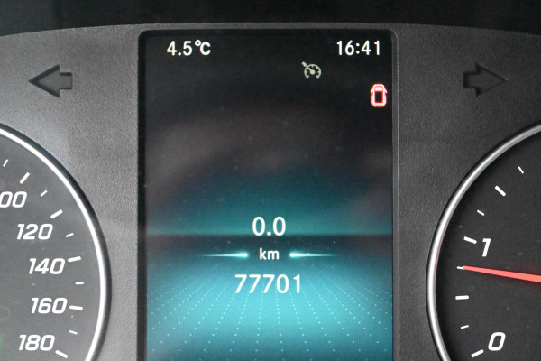 Mercedes-Benz Sprinter 211 CDI L1H1 FWD 3000 kg Trekgewicht, MBUX navigatie met parkeerpakket, Etc.