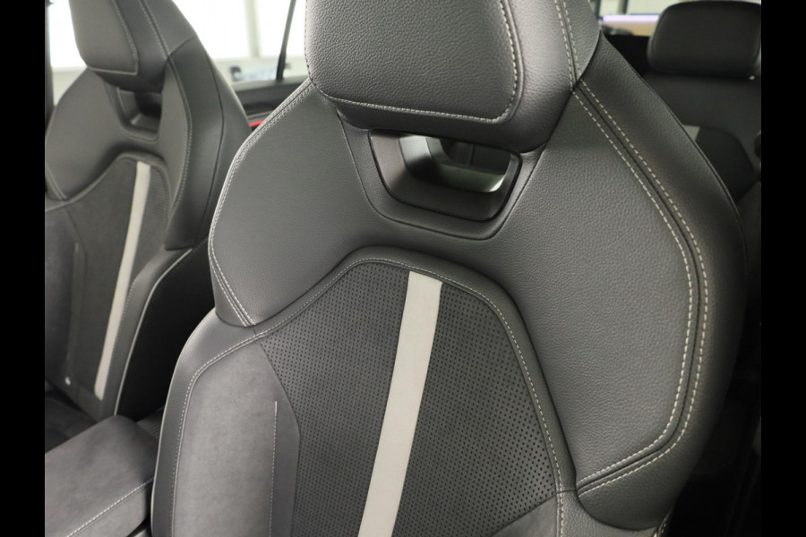 Škoda Kodiaq Sportline Business PHEV 1.5 TSI 204 pk 6 versn. DSG | Panoramadak | Wegklapbare trekhaak | 20 inch lichtmetalen velgen| Winter pakket | Verwarmbare vooruit