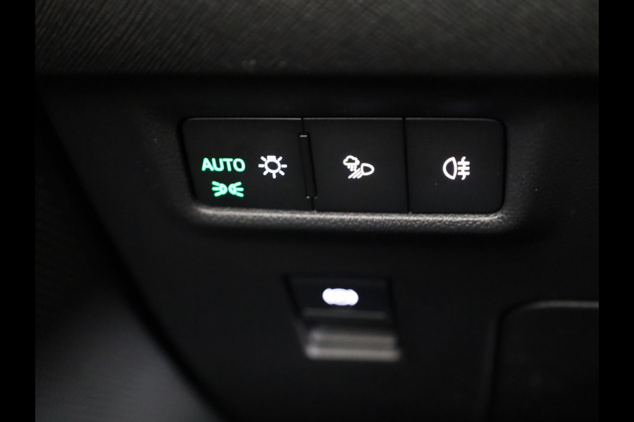 Škoda Kodiaq Sportline Business PHEV 1.5 TSI 204 pk 6 versn. DSG | Panoramadak | Wegklapbare trekhaak | 20 inch lichtmetalen velgen| Winter pakket | Verwarmbare vooruit