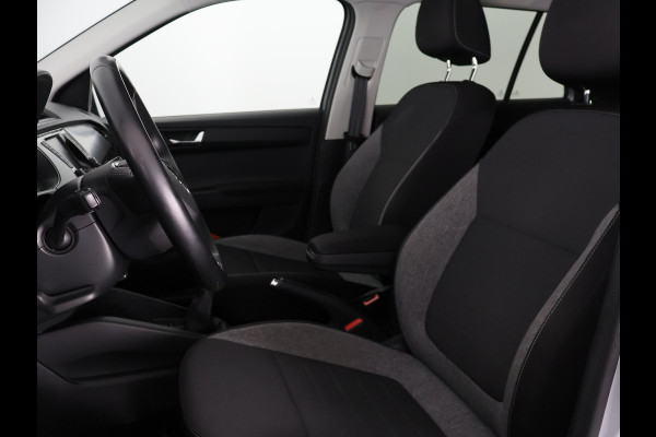 Škoda Fabia Combi TSI 95 PK BUSINESS SPORT GARANTIE 9-2030* VOLLEDIG ONDERHOUDEN. PDC V+A . FULL MAP NAVI . ELEKTRISCHE RAMEN V+A .