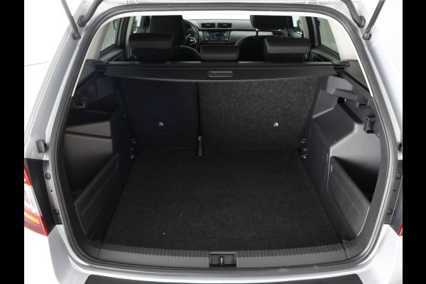 Škoda Fabia Combi TSI 95 PK BUSINESS SPORT GARANTIE 9-2030* VOLLEDIG ONDERHOUDEN. PDC V+A . FULL MAP NAVI . ELEKTRISCHE RAMEN V+A .