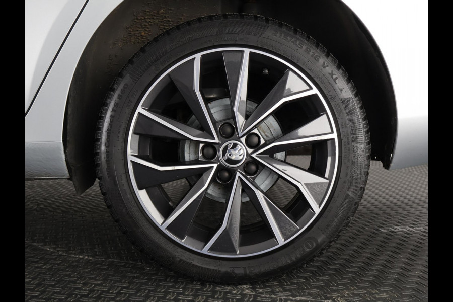 Škoda Fabia Combi TSI 95 PK BUSINESS SPORT GARANTIE 9-2030* VOLLEDIG ONDERHOUDEN. PDC V+A . FULL MAP NAVI . ELEKTRISCHE RAMEN V+A .