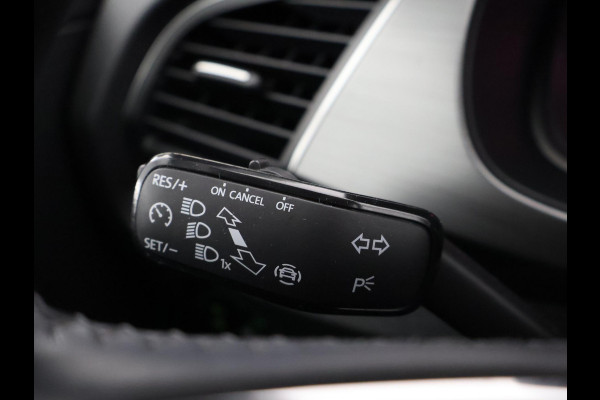 Škoda Fabia Combi TSI 95 PK BUSINESS SPORT GARANTIE 9-2030* VOLLEDIG ONDERHOUDEN. PDC V+A . FULL MAP NAVI . ELEKTRISCHE RAMEN V+A .