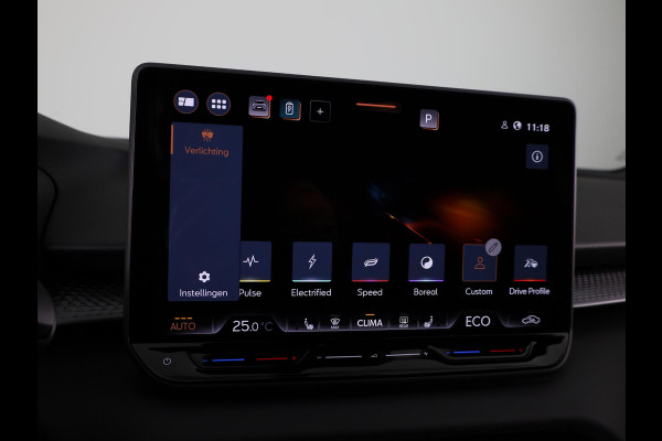 CUPRA Terramar 1.5 TSI e-Hybrid Business 201PK | 20 Inch | Sennheiser | Elektrisch verstelbare voorstoelen | Head-up Display | 360 Camera | Adaptieve Cruise Control | Keyless Entry |