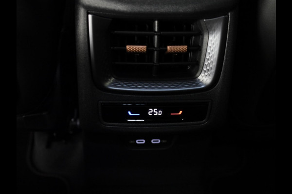 CUPRA Terramar 1.5 TSI e-Hybrid Business 201PK | 20 Inch | Sennheiser | Elektrisch verstelbare voorstoelen | Head-up Display | 360 Camera | Adaptieve Cruise Control | Keyless Entry |