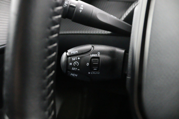 Peugeot e-208 EV Allure 50 kWh*3FASE*CRUISE*ECC*CARPLAY*CAM