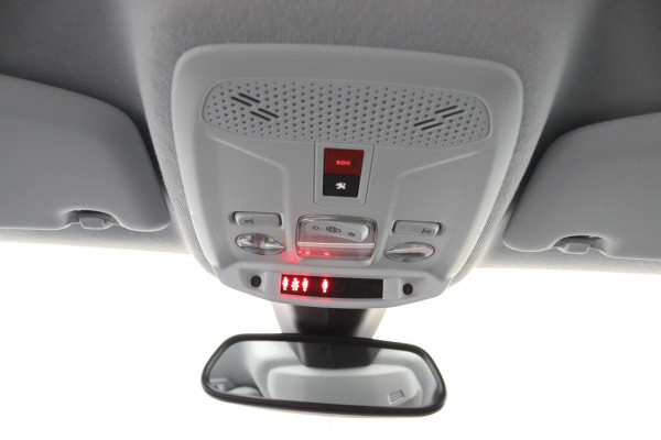 Peugeot e-208 EV Allure 50 kWh*3FASE*CRUISE*ECC*CARPLAY*CAM