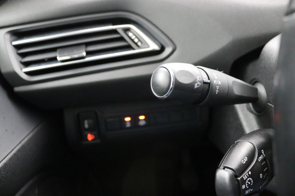 Peugeot 308 SW 1.2 PureTech Blue*ACC*CAM*NAVI*ECC*TEL*CARPLAY*